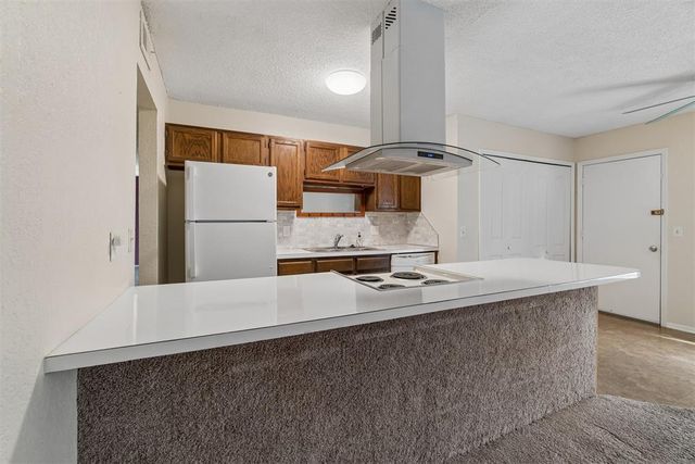 1624 NE 4th Street, Moore, OK 73160