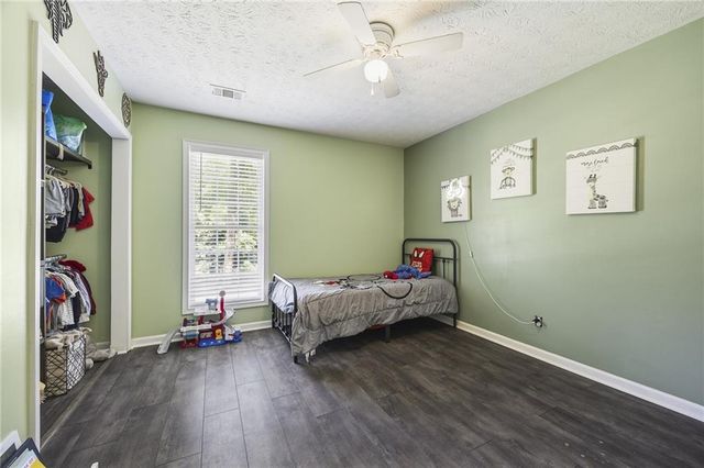 515 Creek View Place, Mcdonough, GA 30252