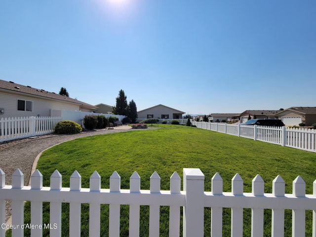 8473 W Rushmore ST, Rathdrum, ID 83858
