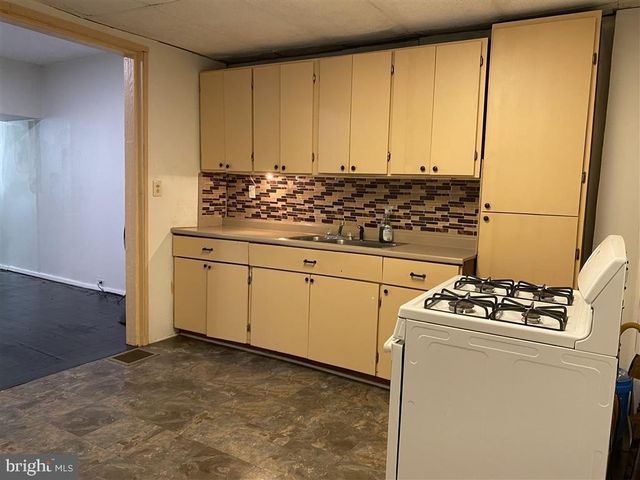 1321 JAMES ST, Baltimore, MD 21223