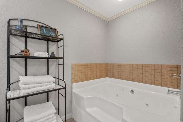 115 Pineknoll Point, Hot Springs, AR 71913