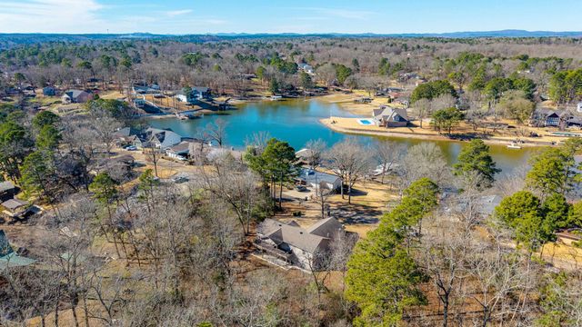 115 Pineknoll Point, Hot Springs, AR 71913