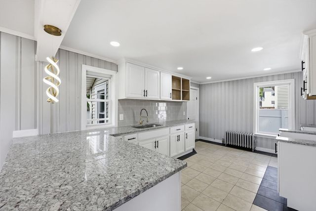 234 Draper St, Springfield, MA 01108