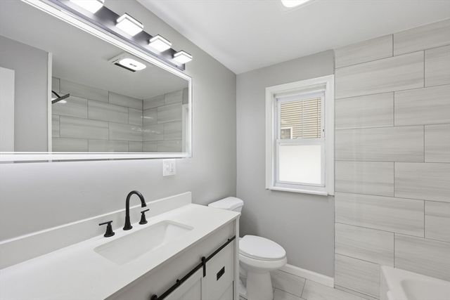 234 Draper St, Springfield, MA 01108