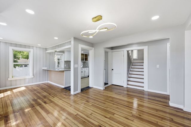 234 Draper St, Springfield, MA 01108