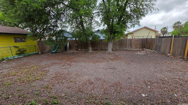 115 Wilmot, San Antonio, TX 78237