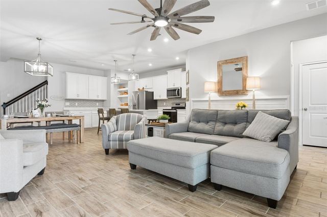 4317 CLOUD HOPPER WAY, Lutz, FL 33559