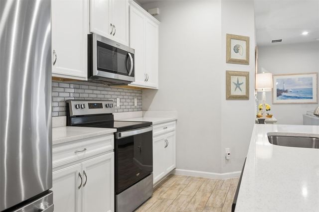 4317 CLOUD HOPPER WAY, Lutz, FL 33559