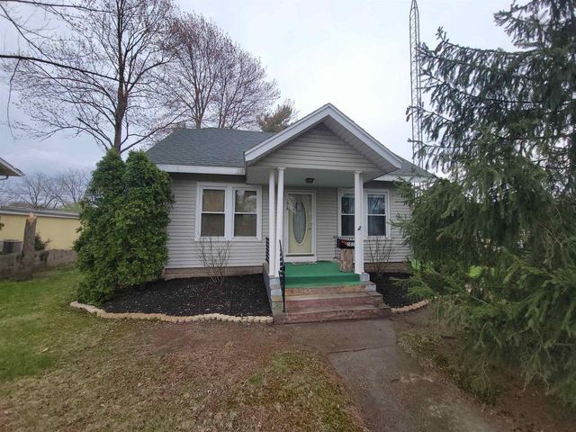 1018 Elm Street, Wisconsin Dells, WI 53965