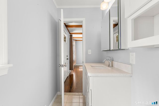 48 Prospect Avenue, East Lyme, CT 06357