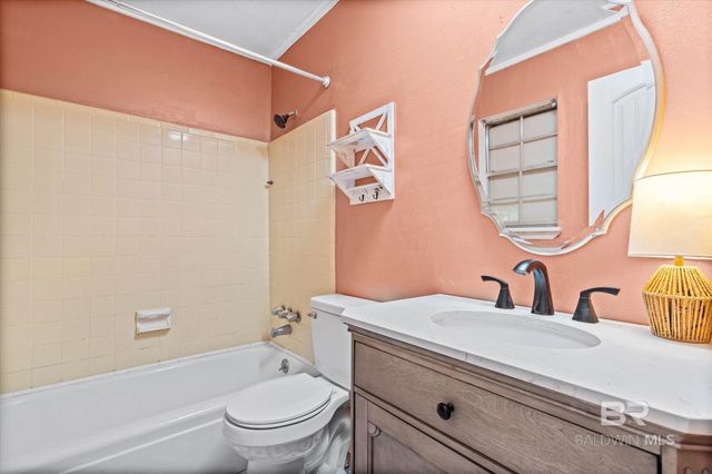 3016 Colburn Drive, Mobile, AL 36606