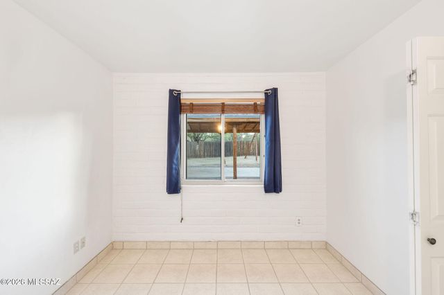 1909 W Omar Drive, Tucson, AZ 85704