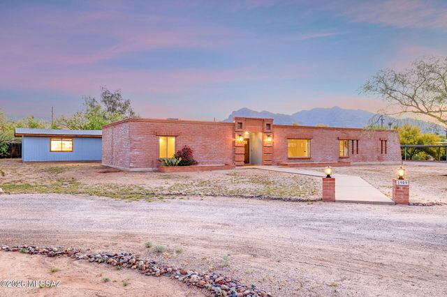 1909 W Omar Drive, Tucson, AZ 85704