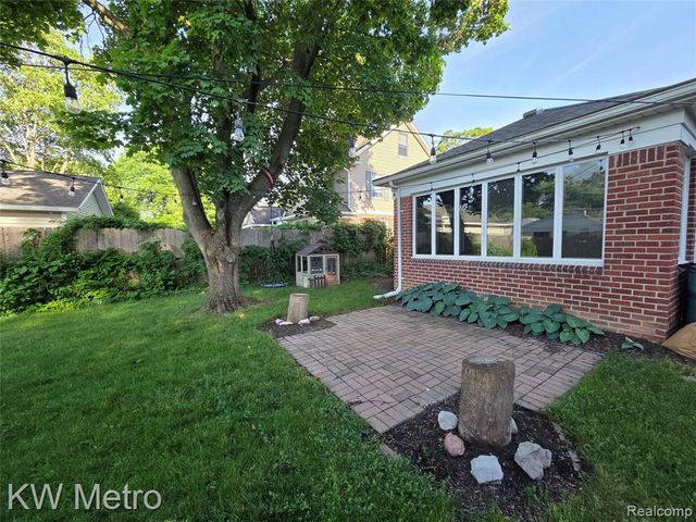 122 Jeffrey Avenue, Royal Oak, MI 48073