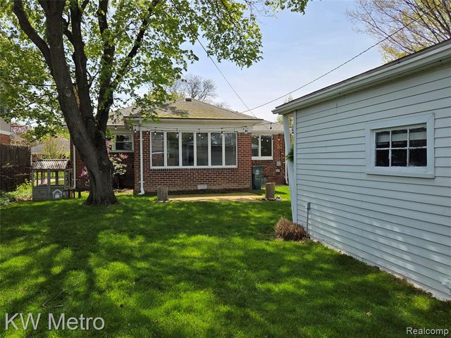 122 Jeffrey Avenue, Royal Oak, MI 48073