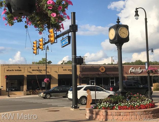 122 Jeffrey Avenue, Royal Oak, MI 48073