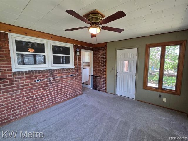 122 Jeffrey Avenue, Royal Oak, MI 48073