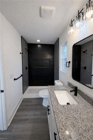 206 Main ST, Portsmouth, VA 23701