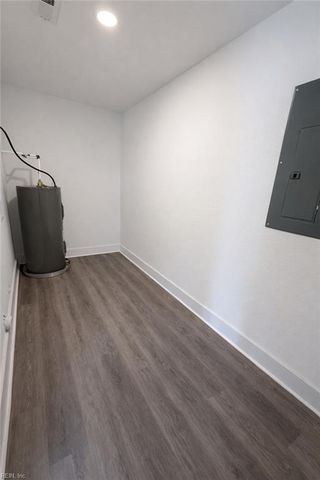 206 Main ST, Portsmouth, VA 23701