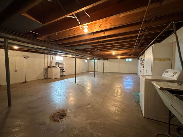2230 N Kearney Drive, Saginaw, MI 48603