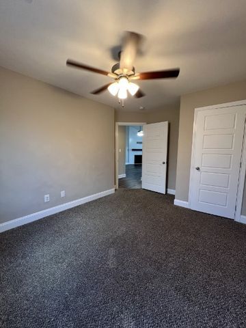 1101 Whitney Dr, Clarksville, TN 37042