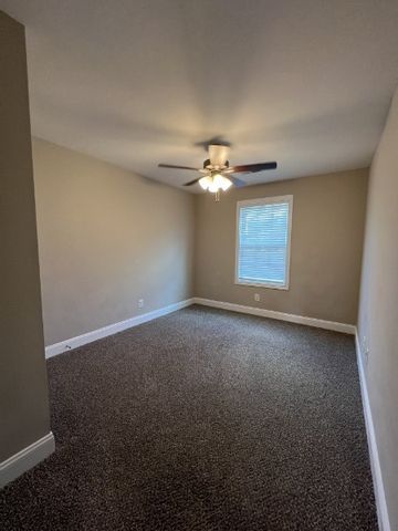 1101 Whitney Dr, Clarksville, TN 37042