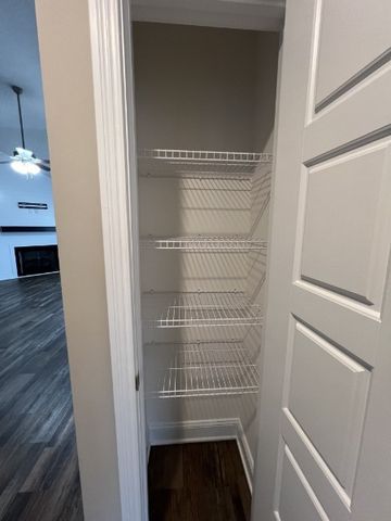 1101 Whitney Dr, Clarksville, TN 37042