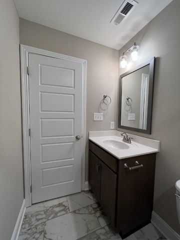 1101 Whitney Dr, Clarksville, TN 37042