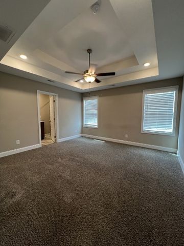 1101 Whitney Dr, Clarksville, TN 37042