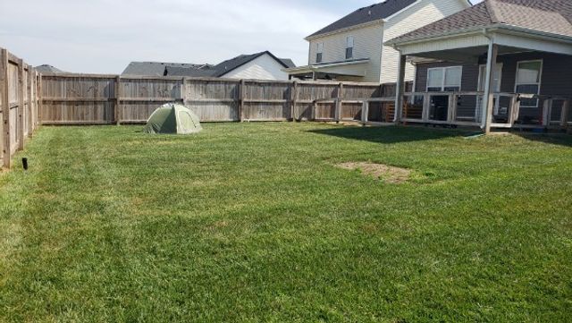 1101 Whitney Dr, Clarksville, TN 37042