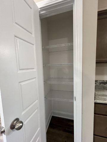 1101 Whitney Dr, Clarksville, TN 37042