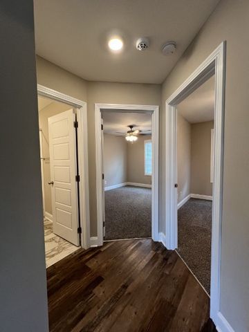 1101 Whitney Dr, Clarksville, TN 37042