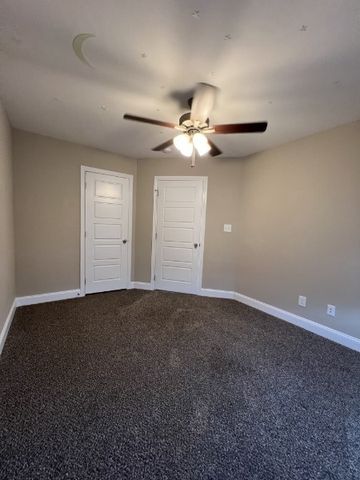 1101 Whitney Dr, Clarksville, TN 37042