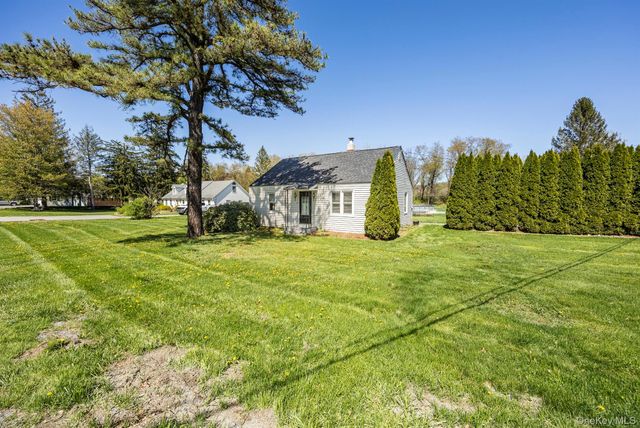17 Plymouth Rock Road, Dover Plains, NY 12522