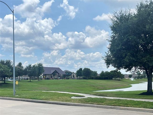 25210 Quiet Run Trail, Richmond, TX 77406