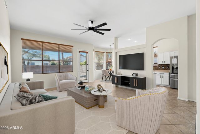 3657 E CALEB Way, Gilbert, AZ 85234
