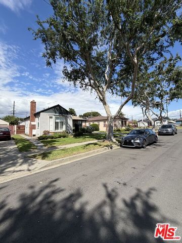 2715 W 95th Street, Inglewood, CA 90305