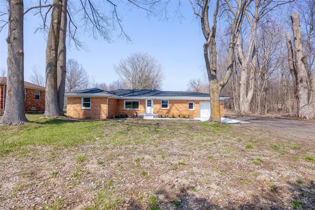5424 Oakville Waltz Road, New Boston, MI 48164