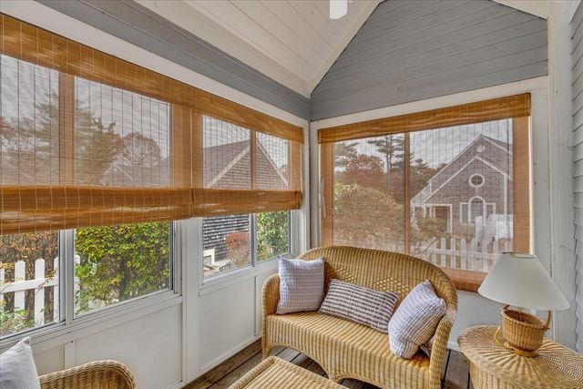 9 Red Cedar Rd 9, Mashpee, MA 02649