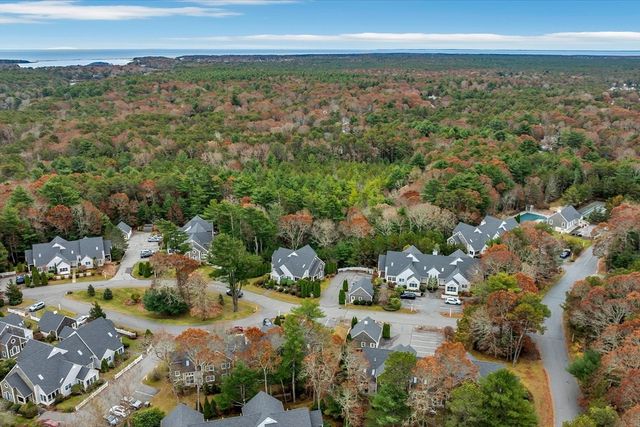 9 Red Cedar Rd 9, Mashpee, MA 02649