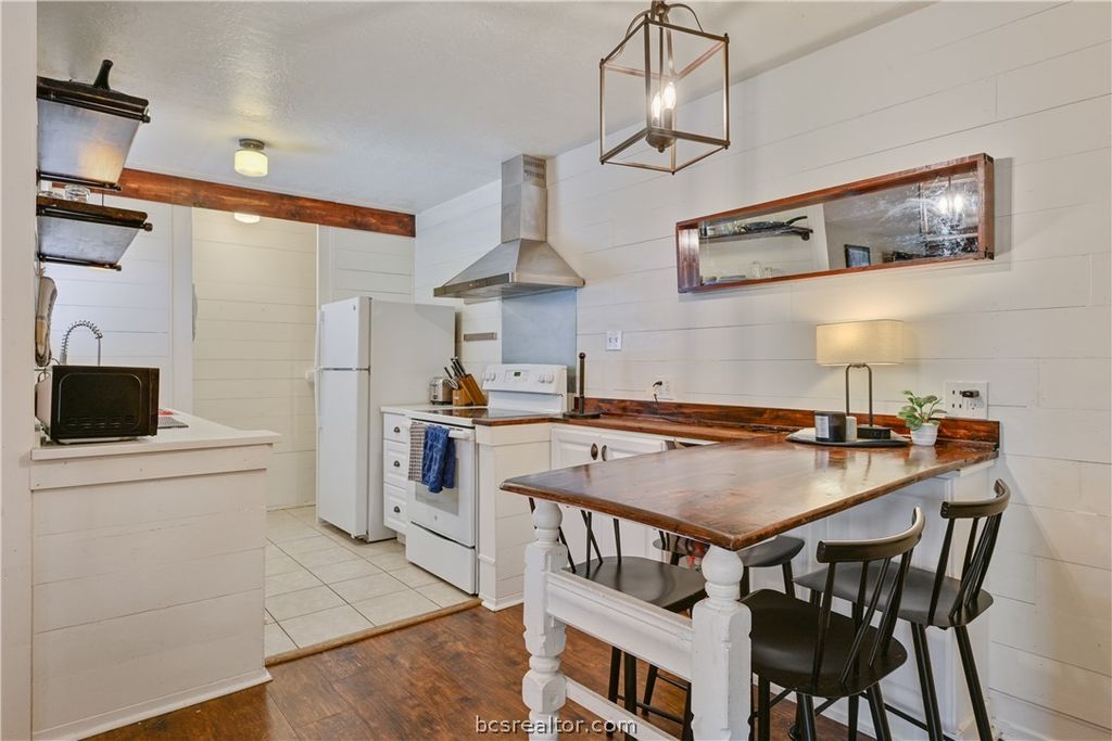 1107 Verde Drive 12, Bryan, TX 77801 — photo 3
