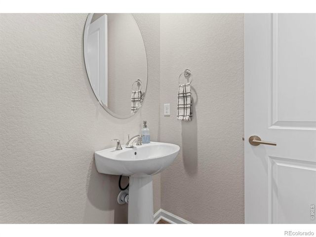 5043 Oakley Drive, Timnath, CO 80547