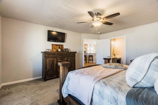 22 Trade Court, Edgewood, NM 87015