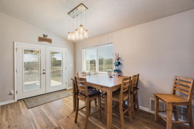 22 Trade Court, Edgewood, NM 87015