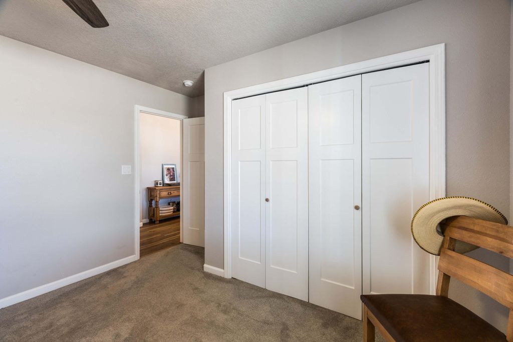 Image 23 of property listing at 22 Trade Court, Edgewood, NM 87015