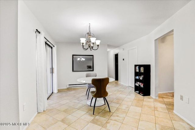 29 Meadow Green Circle A, Manalapan, NJ 07726