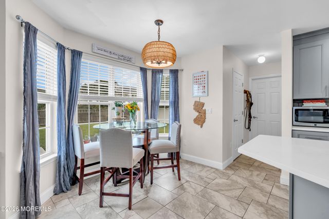 356 Leeward Road, Manahawkin, NJ 08050