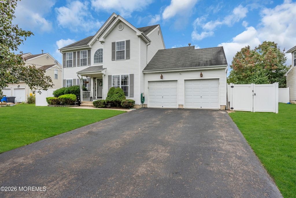 356 Leeward Road, Manahawkin, NJ 08050