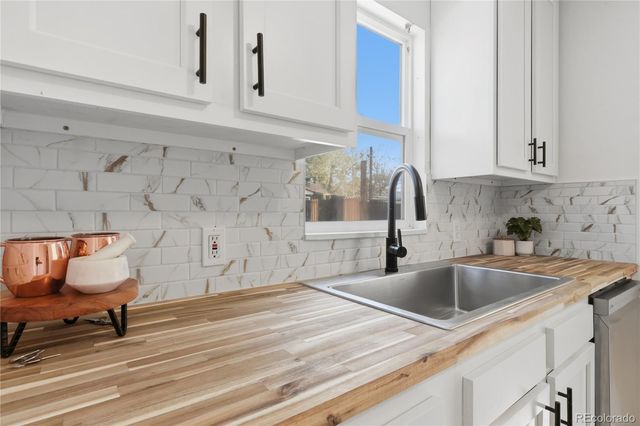 1334 Havana Street, Aurora, CO 80010