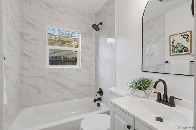 1334 Havana Street, Aurora, CO 80010